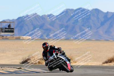 media/Jan-08-2022-SoCal Trackdays (Sat) [[1ec2777125]]/Turn 4 (1145am)/